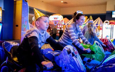 Endless HOLIDAY FUN is at iPlay America!