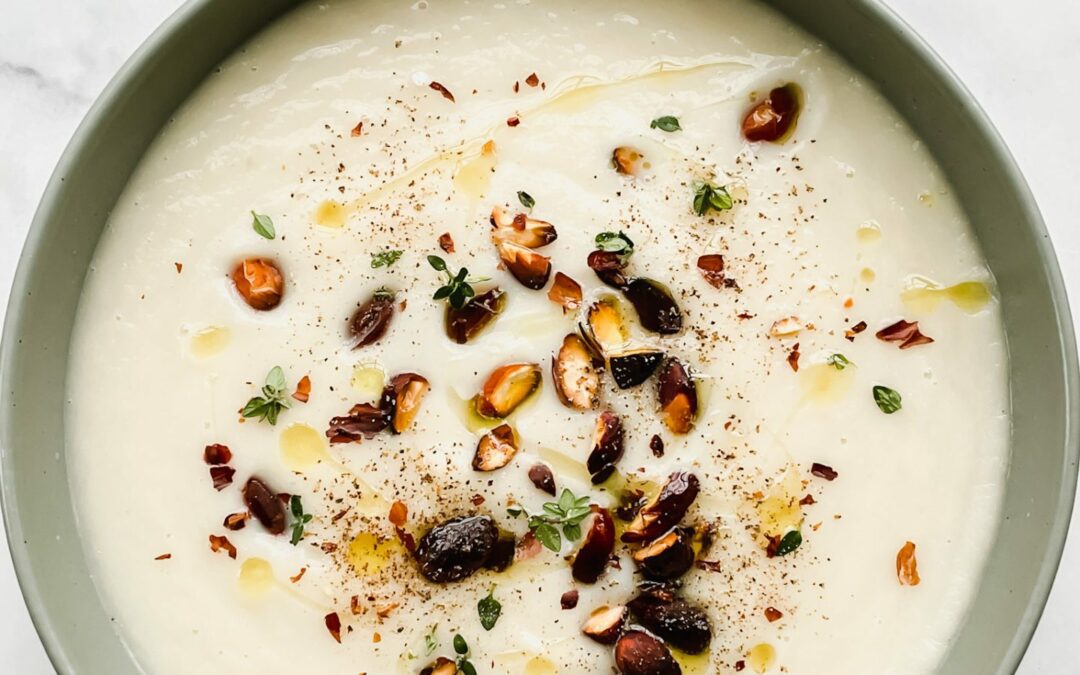 3 Ingredient Cauliflower Soup