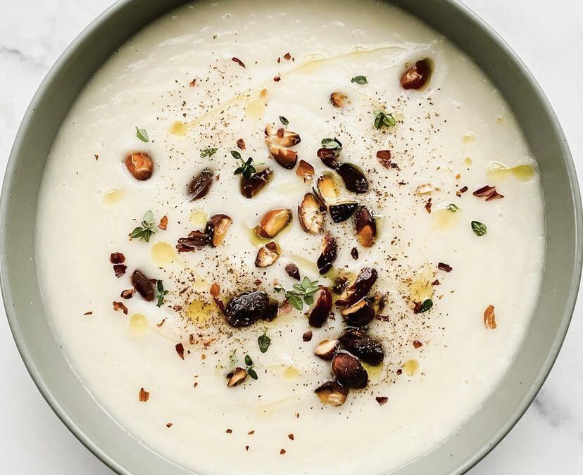 3 Ingredient Cauliflower Soup!