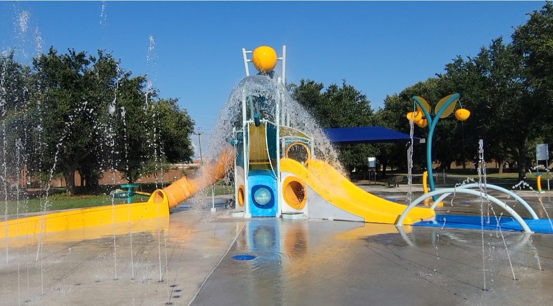 SPLASH-tastic Fun: Our Favorite Local Splash Pads for the Kids