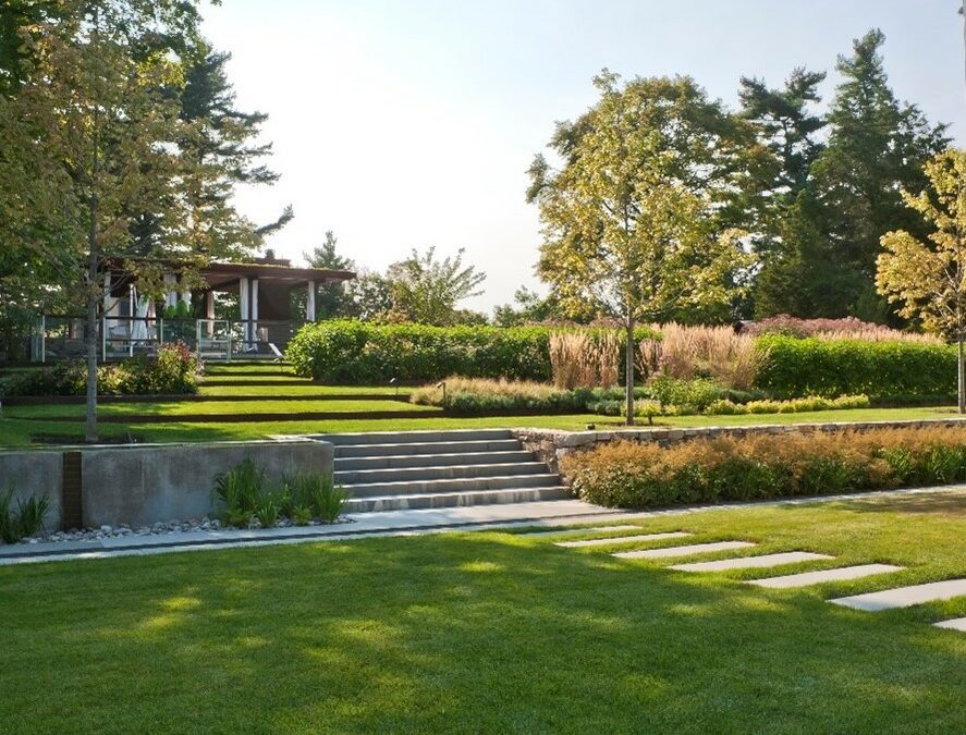 Kick Up the Curb Appeal: Landscape Advice for Property Showings
