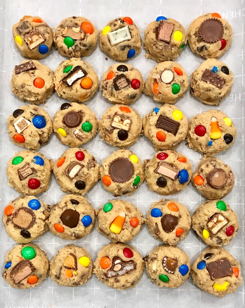 Baker Mama Extra Halloween Candy cookies