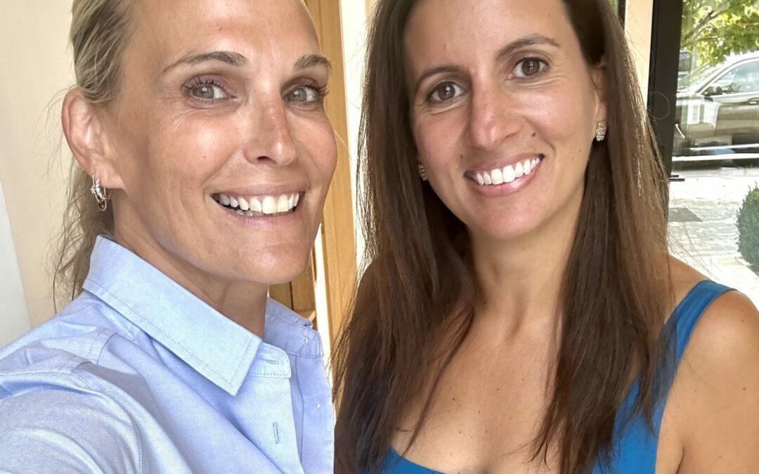 Molly Sims 5 Minute Skincare Routine!