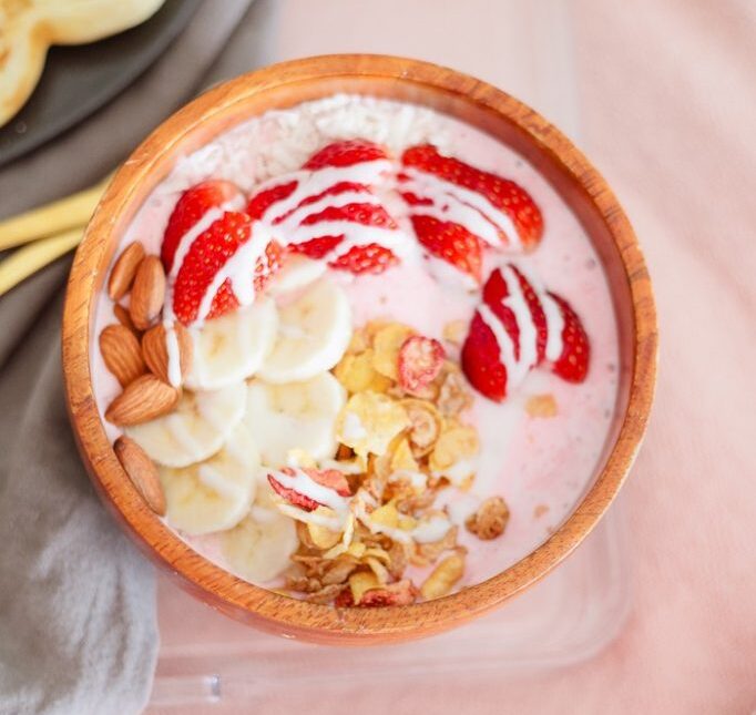 Valentine’s Day Strawberry Smoothie Bowl Greater Lansing Area Moms