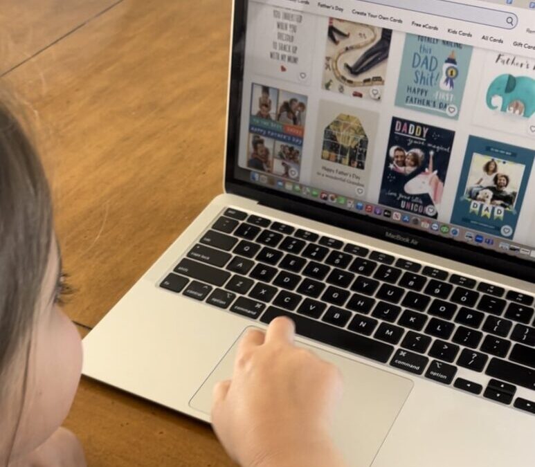Mom Hack: Moonpig Cards for Father’s Day!