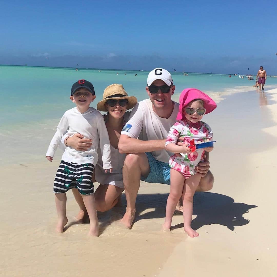 Lauren Geller MD and her family on beach