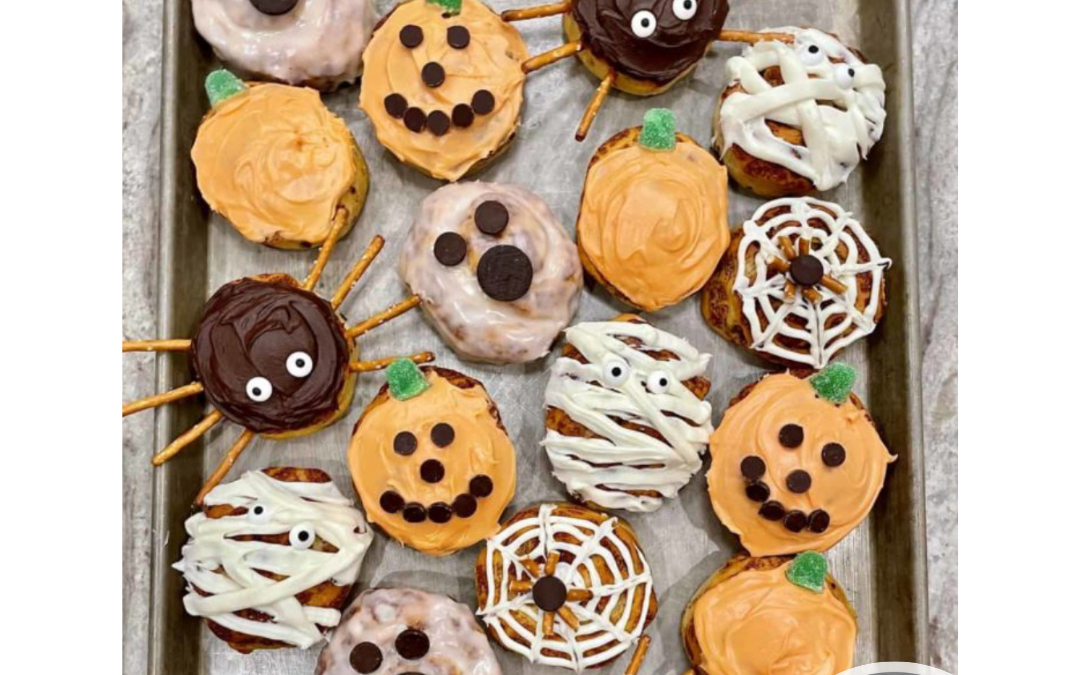 Halloween Cinnamon Rolls