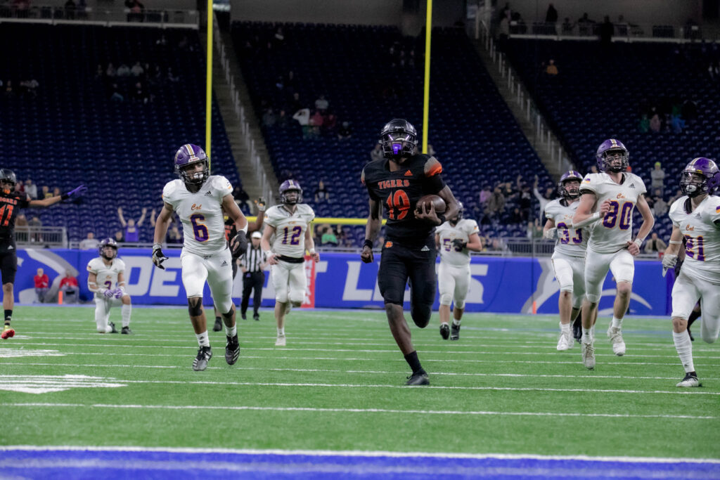 Mhsaa football finals ford field