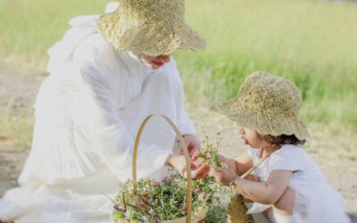 The Sweetest Memories: A Mom’s Guide to the Perfect Berry Picking Day