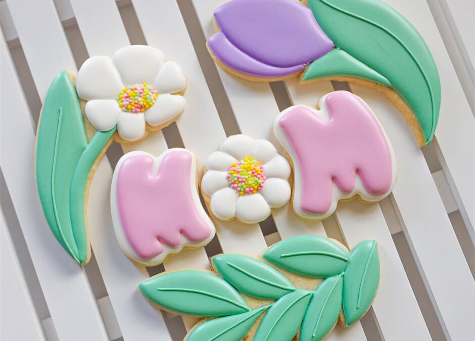 Mom’s Day Out Cookie Class! | Kingwood Moms x Dapple Bakery