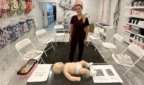 Small Business Spotlight: Newborn Education and Safety with Registered Nurse Lauren Pines!