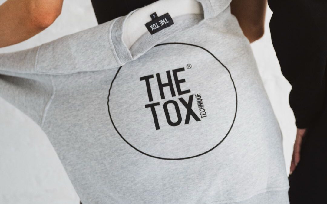 Why Greenwich Moms Are Buzzing About The Tox Technique