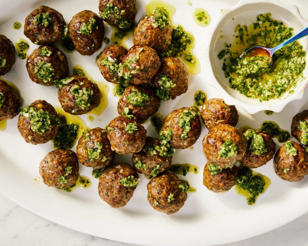 Turkey Meatballs with Broccoli 