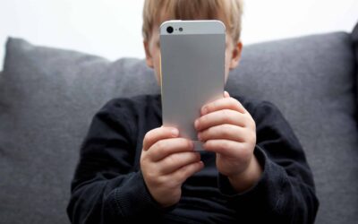 5 Tips When Giving your Child a Phone