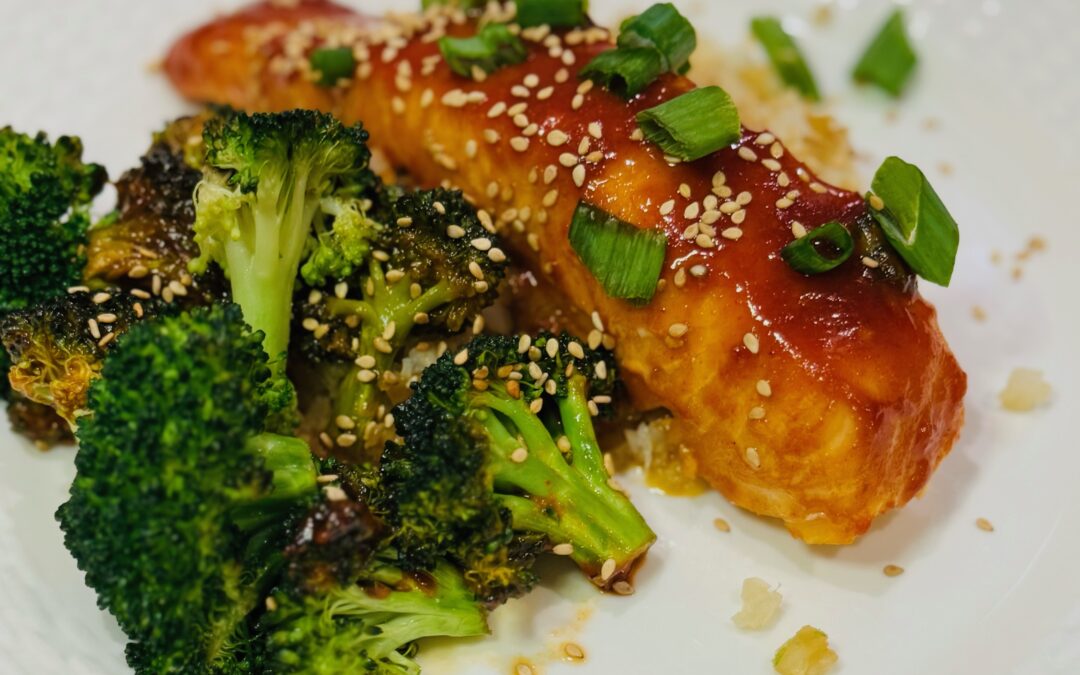 Recipe: Gochujang-Glazed Salmon with Roasted Broccoli