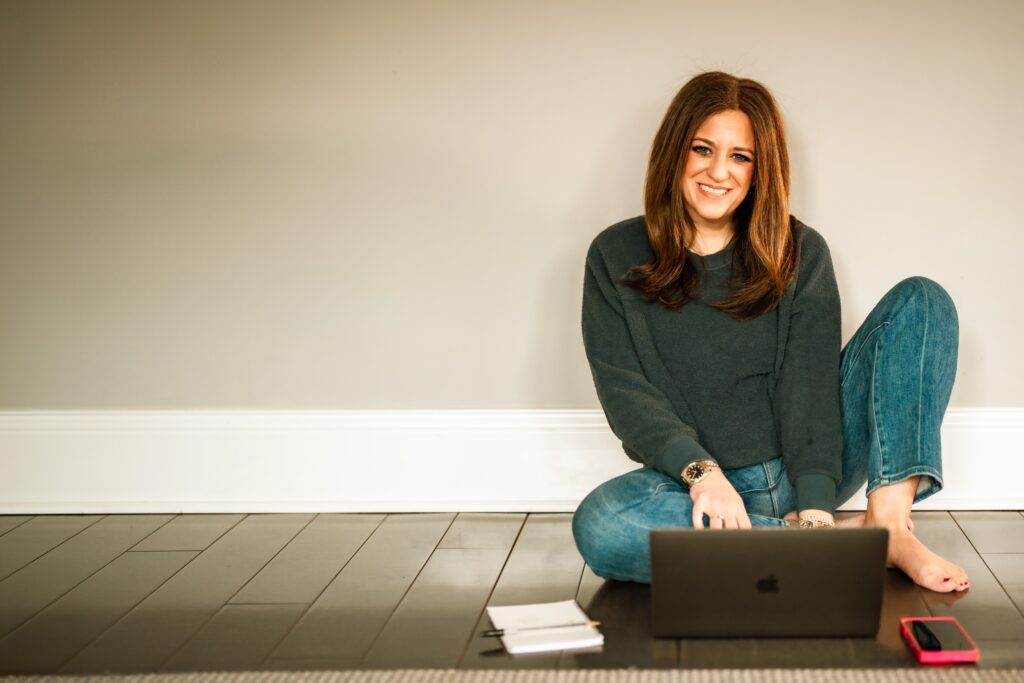 Meet a Mom: Female Founder, Consultant, Speaker, Podcast Host, Accidental Activist, Lindsay Pinchuk