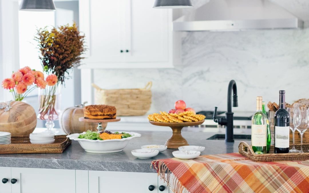 5 Essentials for a Fall Tablescape from Host to Perfection