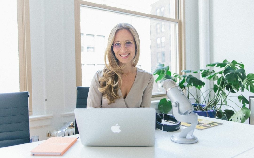 Meet a Mom: Randi Zinn of Beyond Mom!