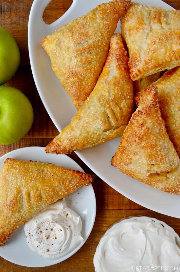 easy-apple-turnovers-recipe-580x875