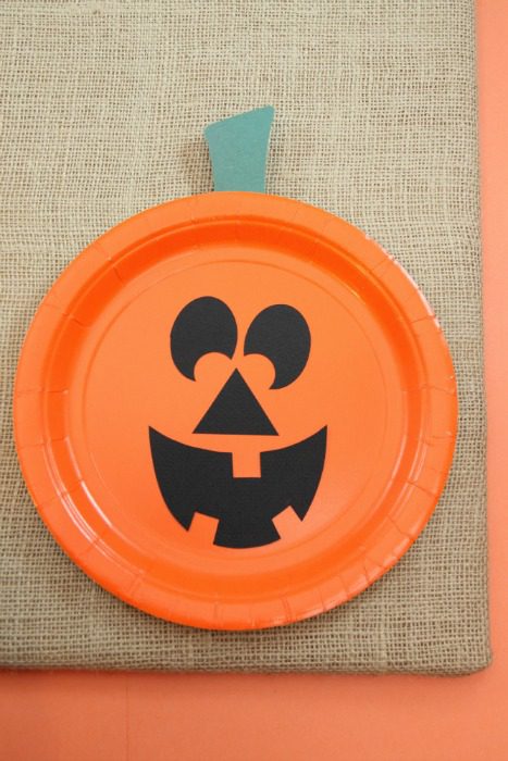 Paper-Plate-Jackolantern-The-EASIEST-Halloween-pumpkin-craft-for-kids-7