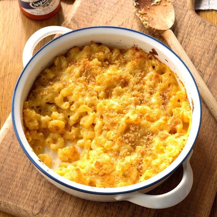 Mom-s-Macaroni-and-Cheese_EXPS_TGCKBZ18_8450_C05_02_4b-1
