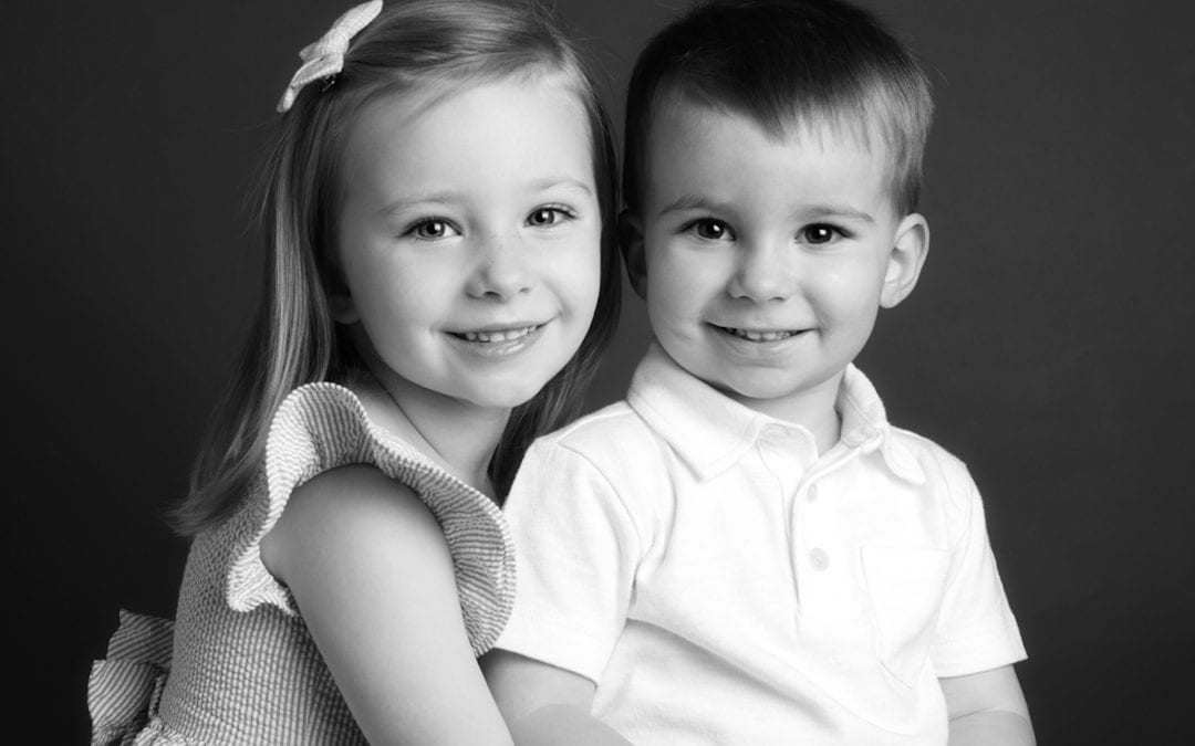 Holiday Portraits with Classic Kids!