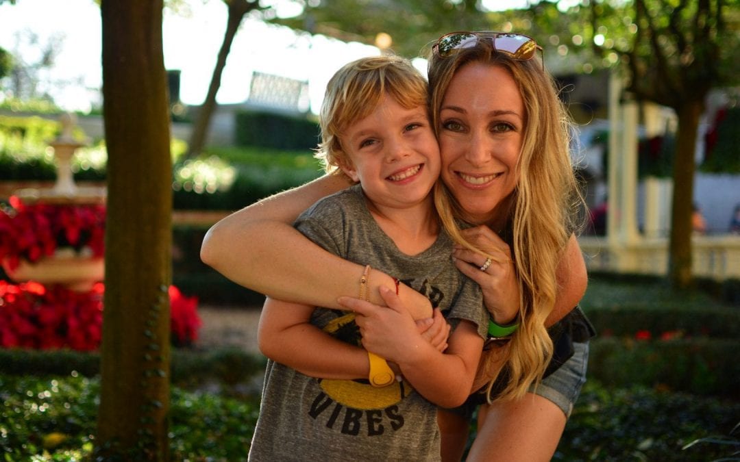 Meet the Mom – Hallie R.