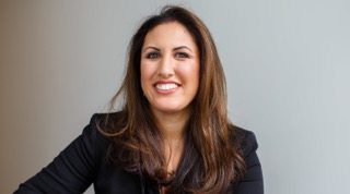 New Canaan Country School hosts Social Media Wellness: A discussion with Ana Homayoun