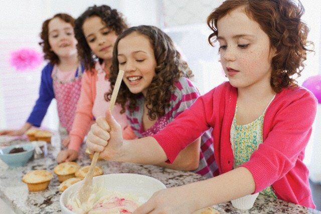 Tiny Chefs – Halloween Treats! Drop Off Class