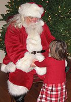 Moms Morning In: Holiday Party with Santa @ the Darien Community Association