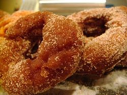 Top 5 greatest cider doughnuts of the Hudson Valley