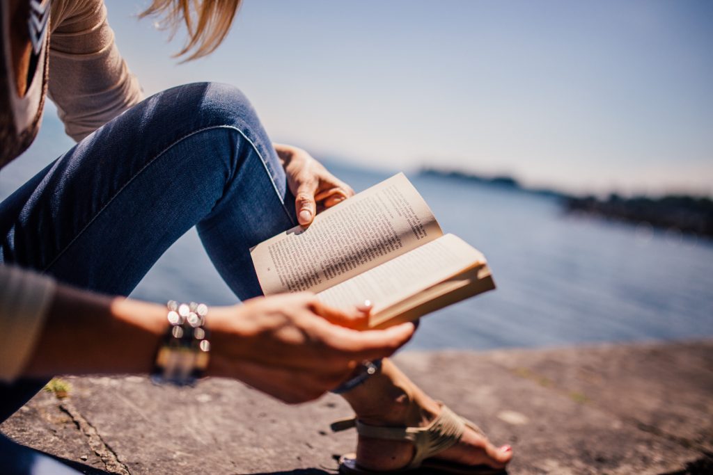 The Local Moms Network Summer Reading Guide!