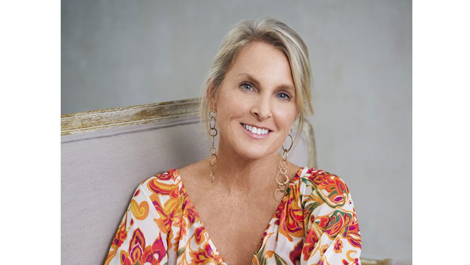 Meet a Mom: Author Elin Hilderbrand!