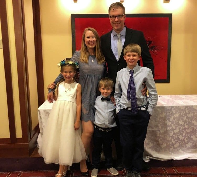 Meet a Mom: Wall Street Journal’s Julie Jargon!