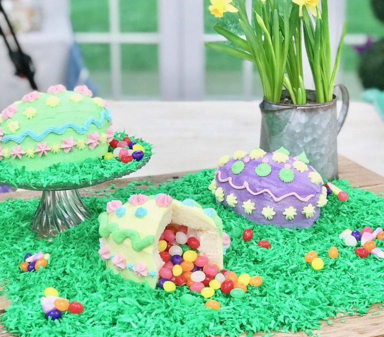 Make Easter Special with This “Surprise” Cake!