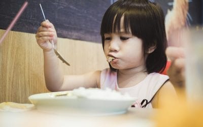 How To Get Your Toddler To Eat Better