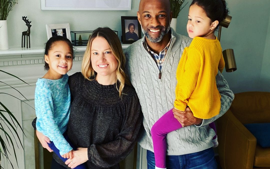 Meet a Mom: Meet Twin Mama Tara Giles!