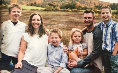 Meet a Mom: Andrea Saunders, Owner of Crave Custom Cakes