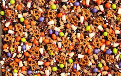 Spooky Snack Mix!