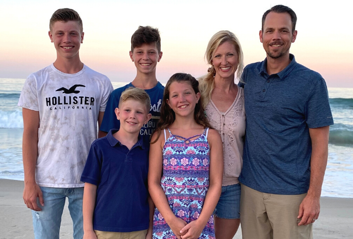 Meet a Mom: Julie Stone, Owner of Bella Voce Studio